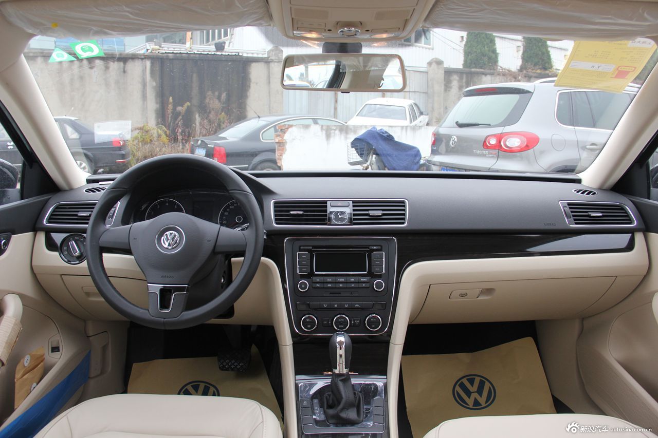 2012款帕萨特1.8tsi aq至尊版