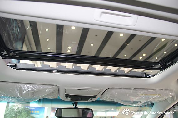 2015款奥德赛2.4L自动至尊版到店实拍