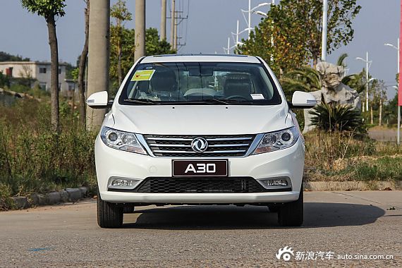 2014款东风风神A30 1.5L手动智驱尊尚型