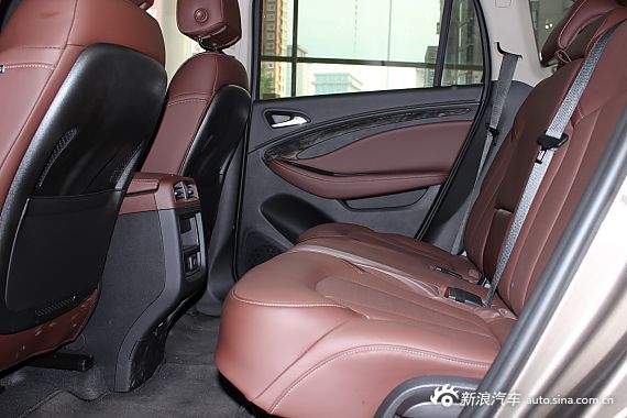 2014款昂科威2.0T自动全能运动旗舰型 到店实拍