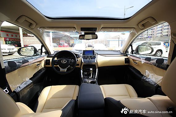 2015款雷克萨斯NX300h 全驱锋芒版