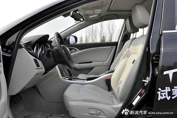 2014款奔腾B90到店实拍