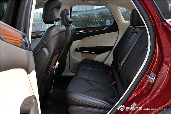 2014款林肯MKC 2.0L两驱尊享版