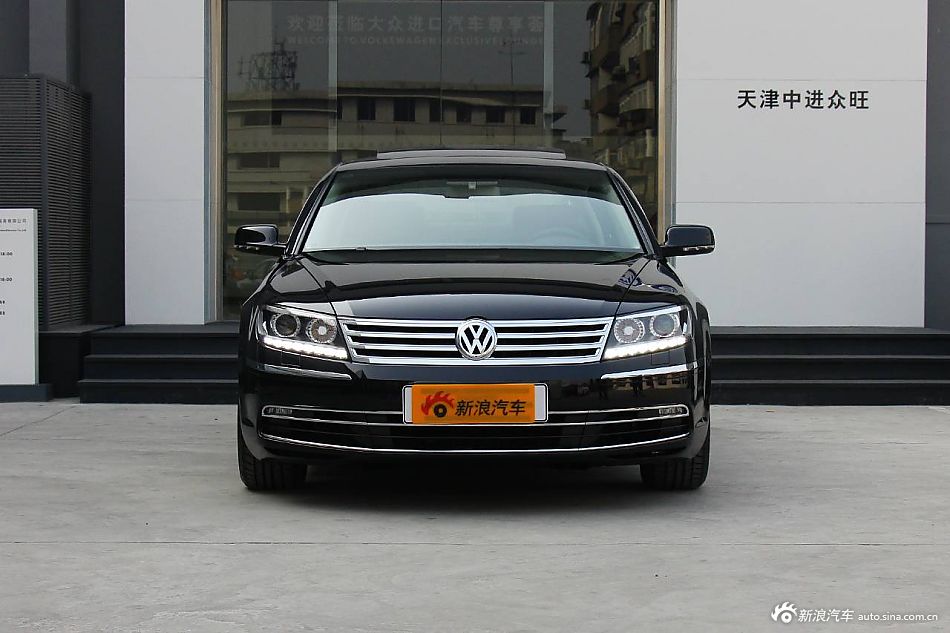 2014款辉腾3.0L自动商务型到店实拍