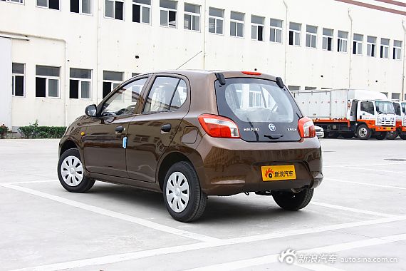 2014款启辰R30 1.2L手动优享版到店实拍