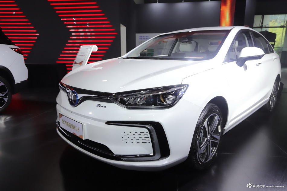 北汽新能源eu10月报价天津售价1298万起