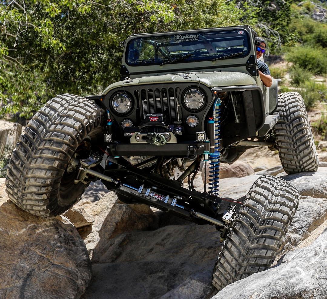 吉普牧马人化身大脚车,翻山越岭完全不在话下!