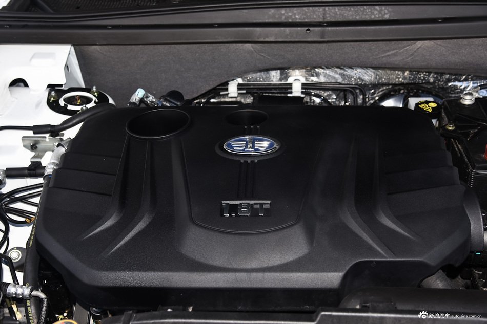 2017款奔腾X80 1.8T自动运动型