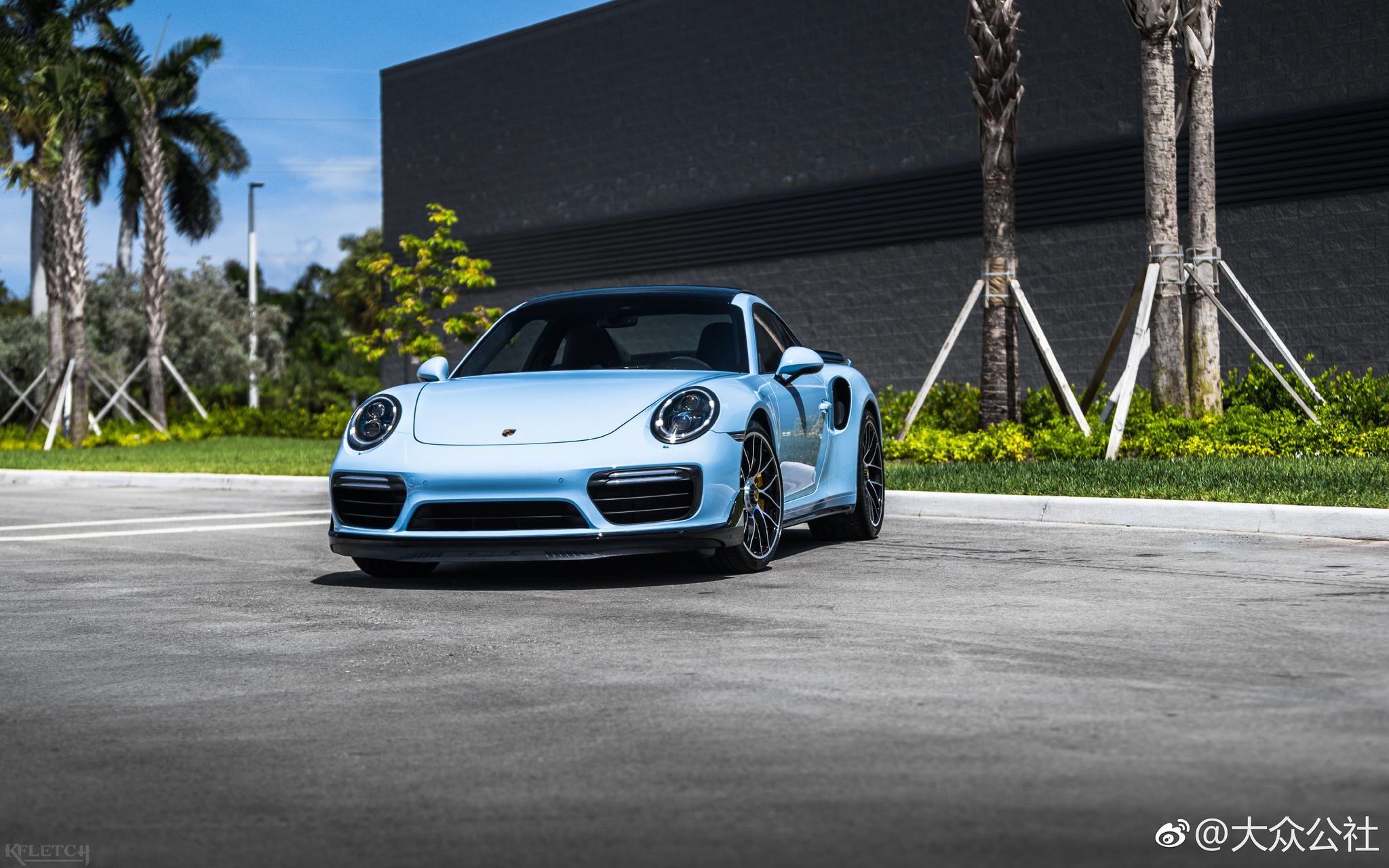 gulf blue porsche 911 991