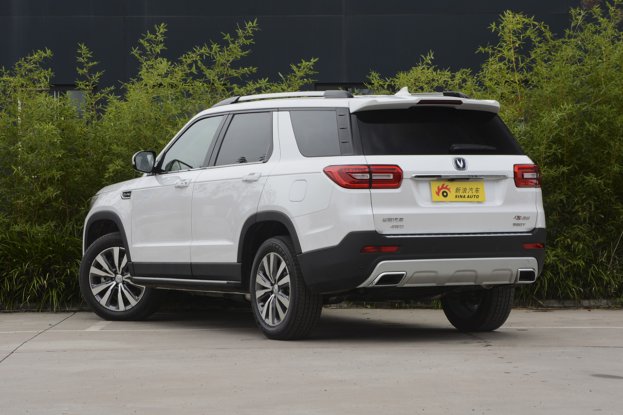 2017款长安cs95 2.0t自动四驱智驭版