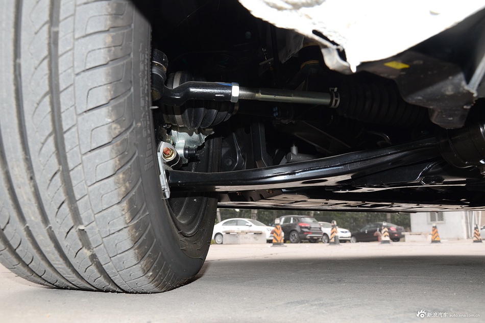 2017款海马M6 1.6L手动运动智能型