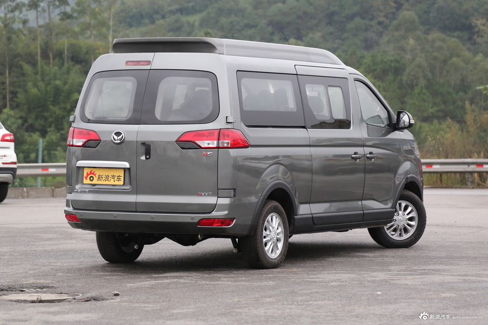 2016款北汽幻速H6 1.8L手动豪华型M18A