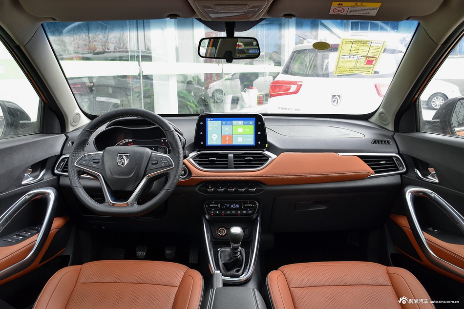 2017款宝骏510 1.5L手动豪华型