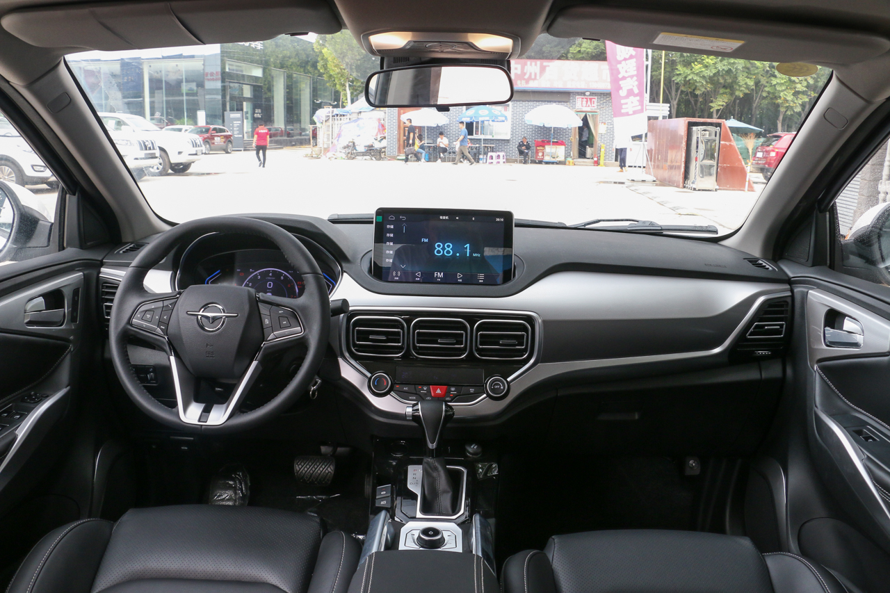 2019款海马s5 1.5t自动豪华型230t