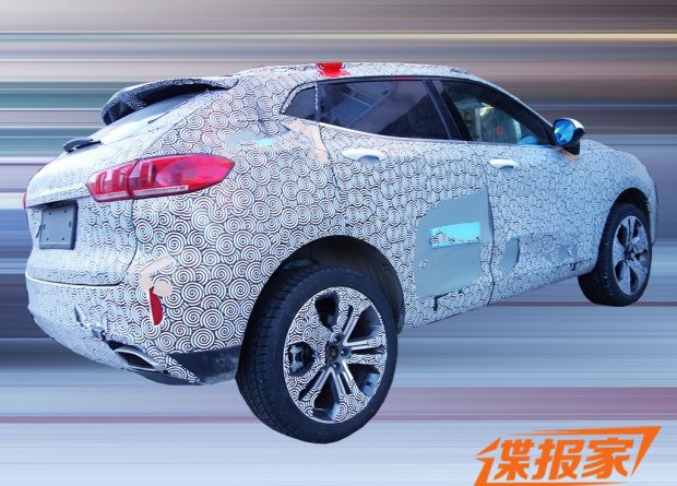 2017年内上市 WEY W02路试车谍照曝光 