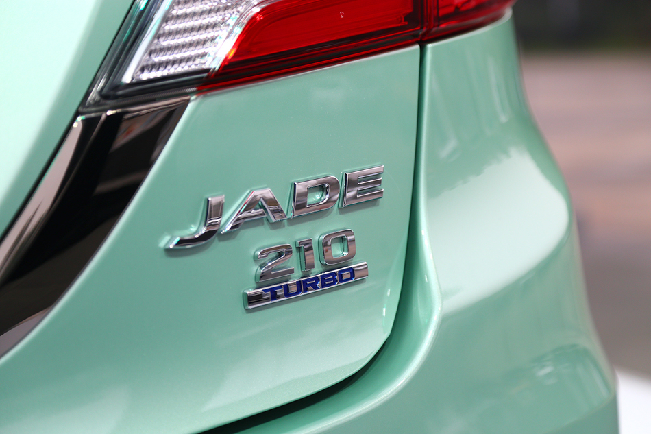 体验试驾新杰德