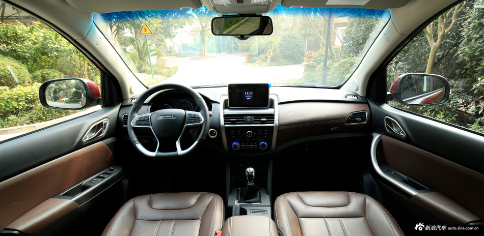 争做丰富内涵帝！比速T5内饰谍照曝光！