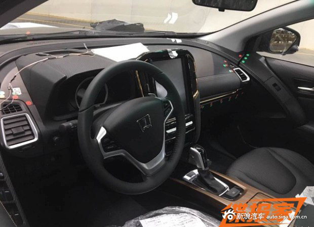 纳智捷新款优6 SUV谍照