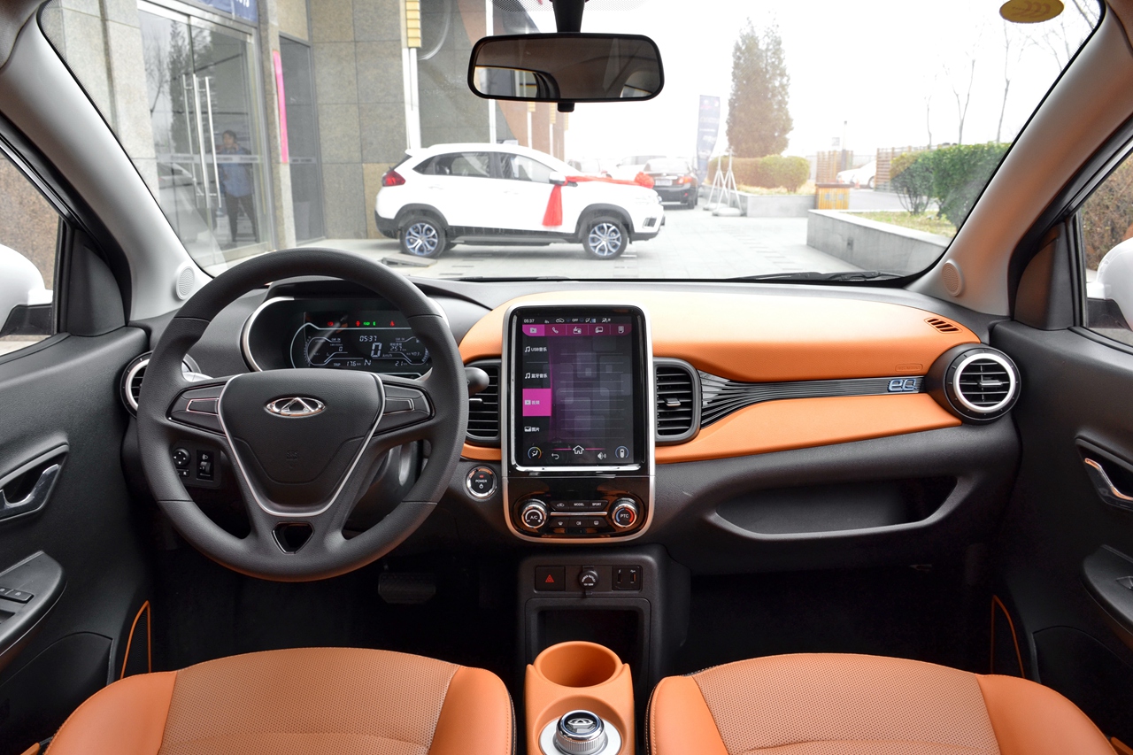 【奇瑞eq1】2018款奇瑞eq1智炫版4座_综合图/外观图/内饰图/图解