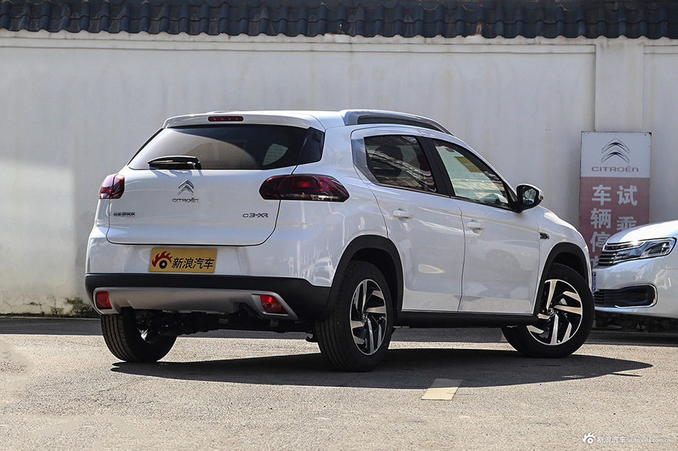 2017款雪铁龙C3-XR 1.6L自动先锋型