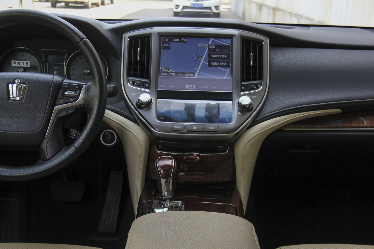 【皇冠图片】皇冠图片大全 -新浪汽车