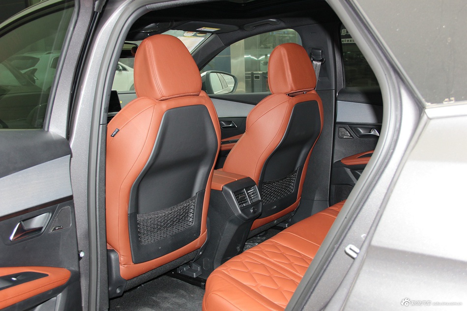 2017款标致4008 1.8T自动豪华GT版（灰)