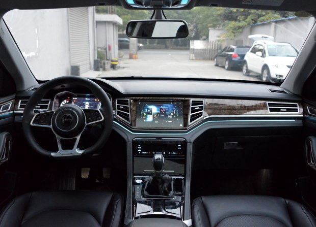 或明年1季度上市 大迈X7详细配置曝光 