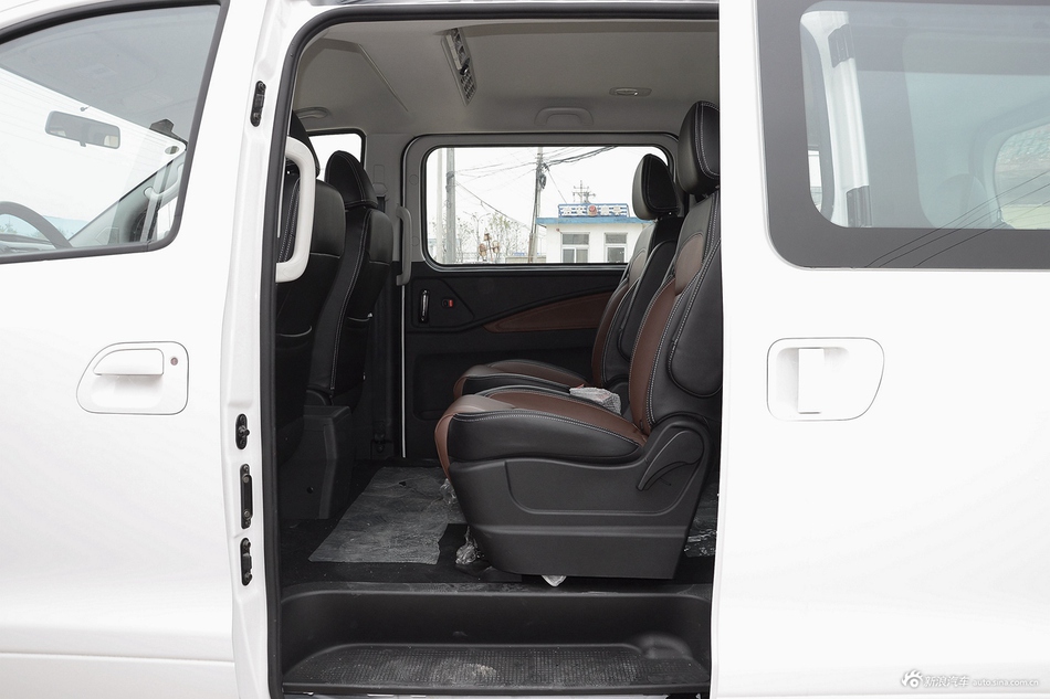 2016款东风风行F600  1.5T手动豪华型