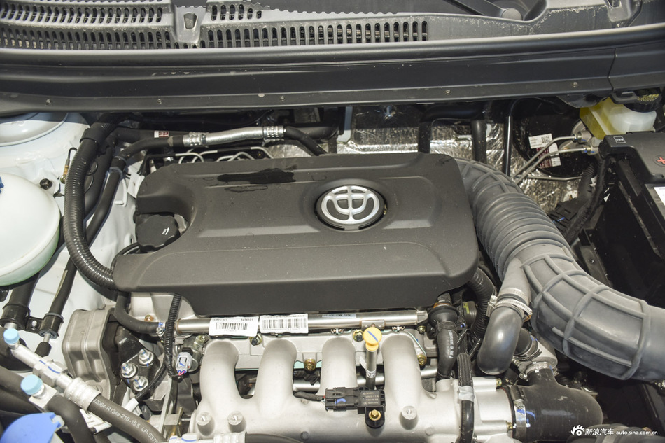 2016款中华V3 1.5T手动精英型