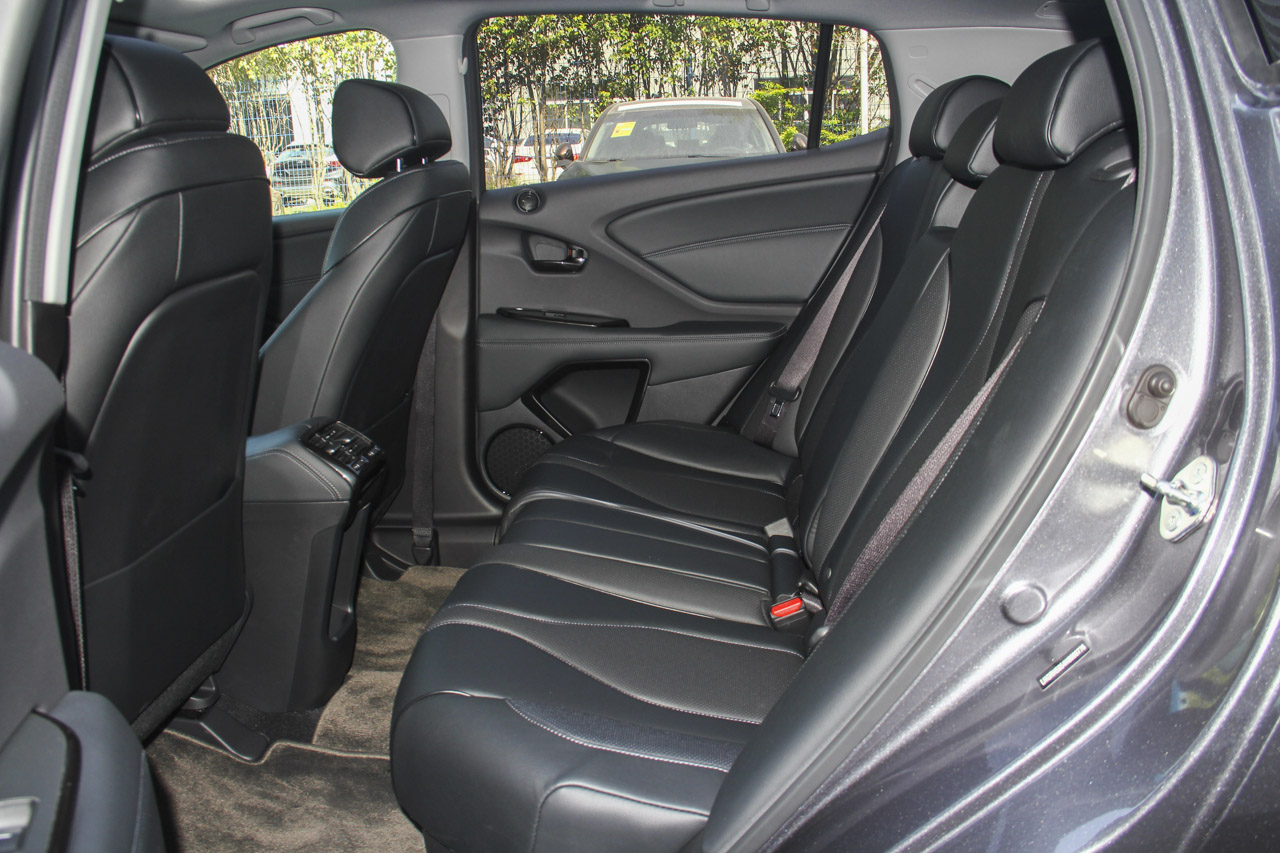 2016款讴歌cdx 1.5t自动四驱尊享版