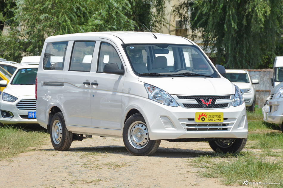 7月新浪报价五菱荣光v苏州95折起