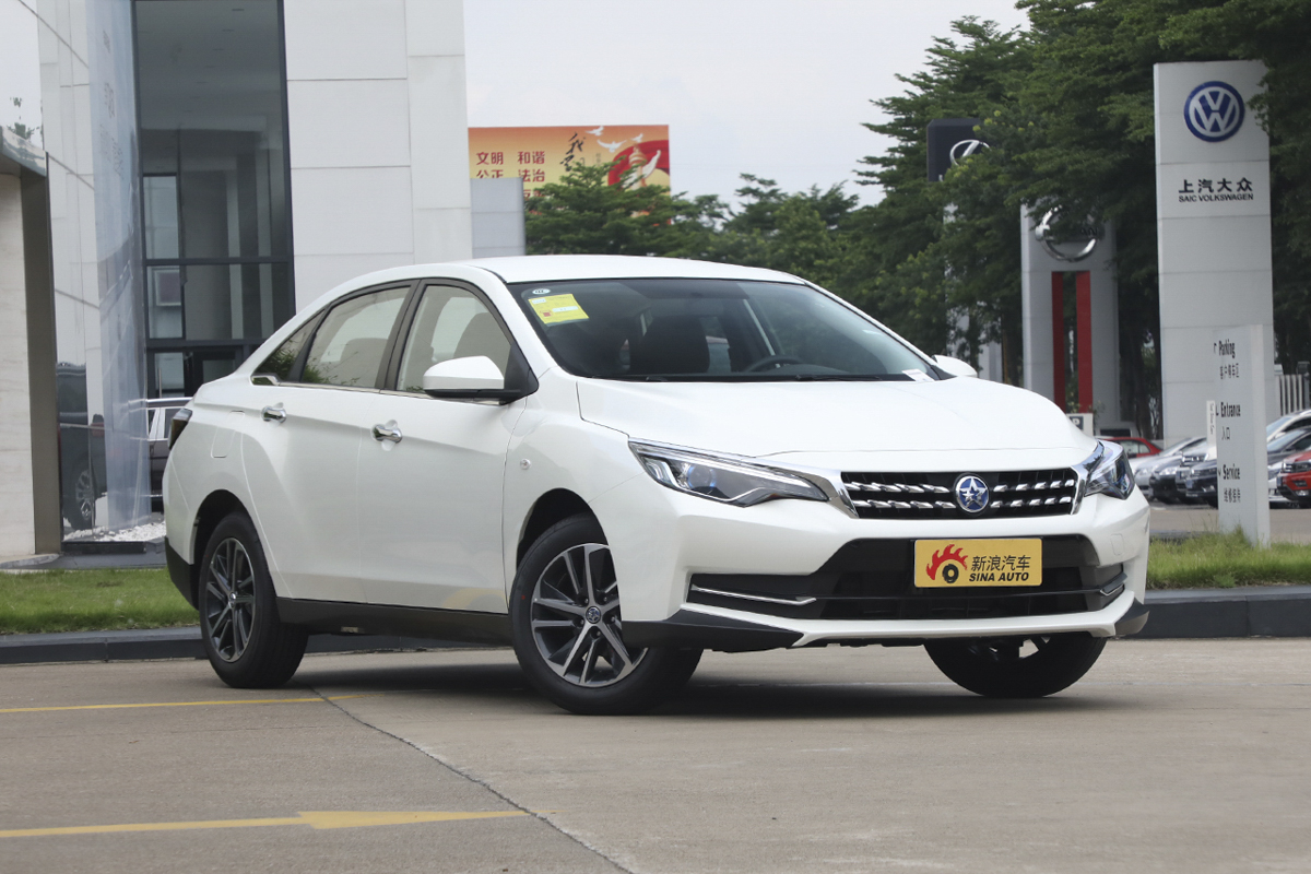 2018款启辰d60 1.6l自动舒适版