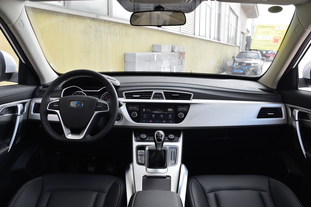 2018款吉利博越2.0l手动智雅型