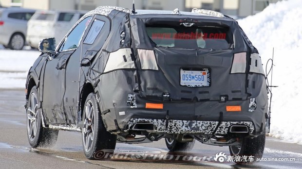 采用D2XX平台 疑似凯迪拉克XT3谍照首曝 