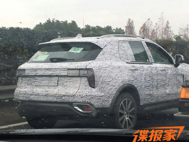 积极测试中 LYNK&CO CX11最新谍照曝光