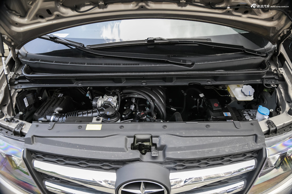 2015款瑞风M3 1.6L手动豪华型