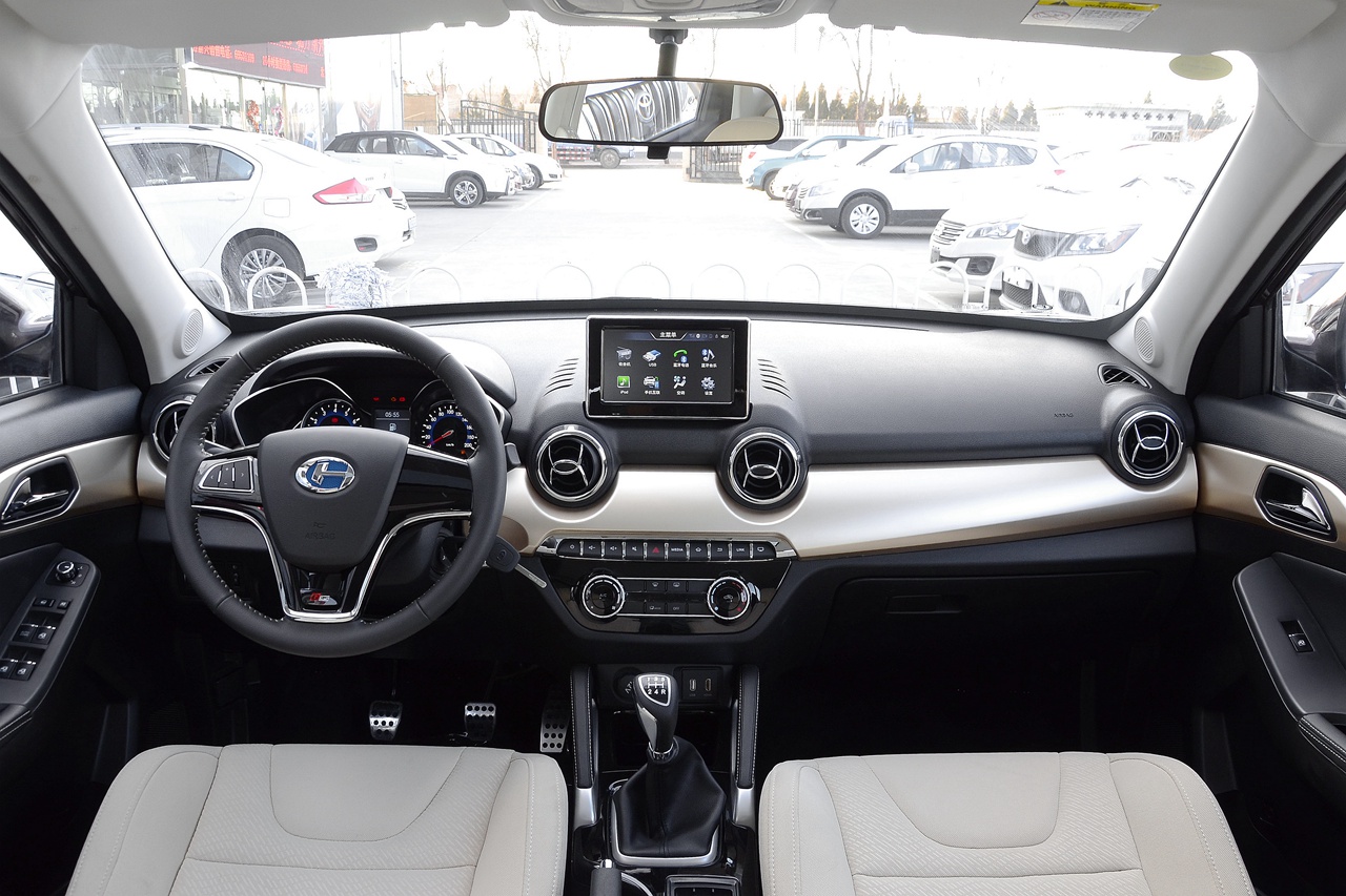 2016款昌河q35 1.5l手动舒适炫酷版