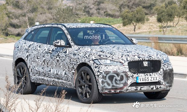 捷豹F-PACE SVR谍照 