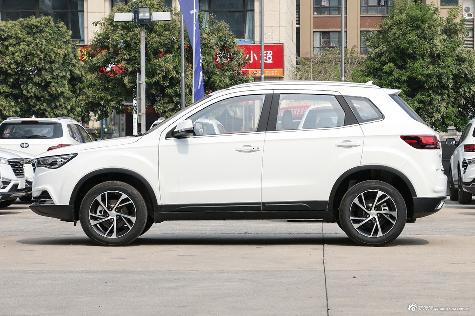 新车6.01万起 奔腾x40武汉地区促销