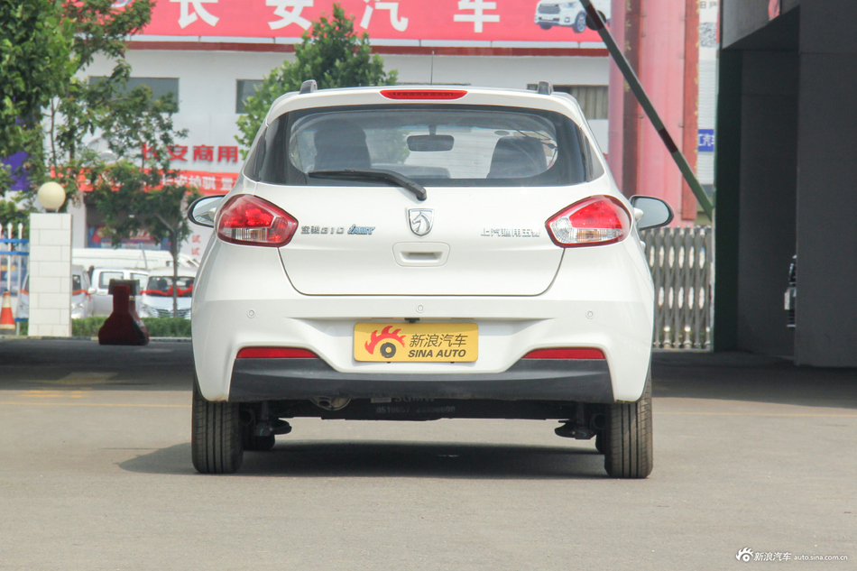 12月苏州比价宝骏310新车335万起