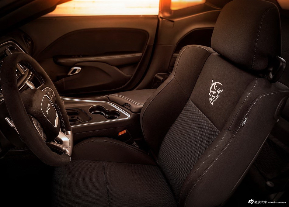 更轻更强大 道奇挑战者SRT Demon