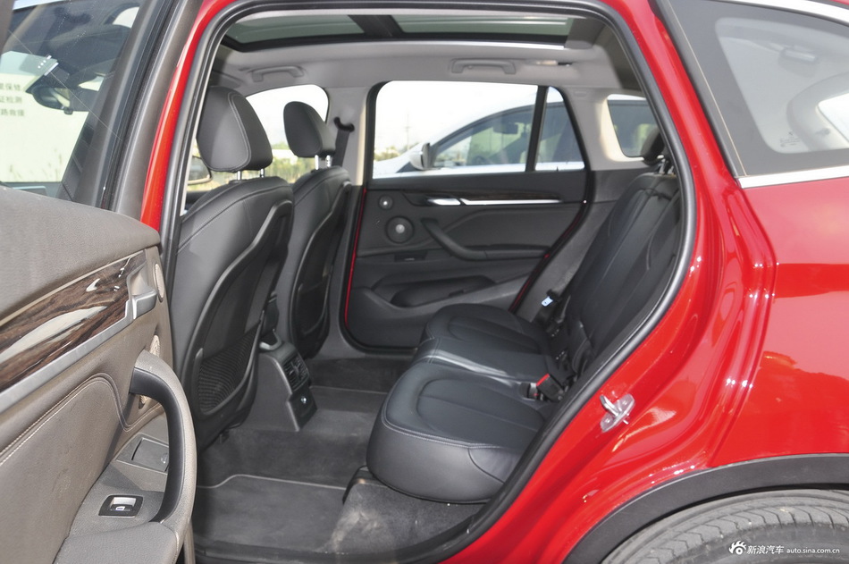 2016款宝马X1 2.0T自动xDrive25Li豪华型