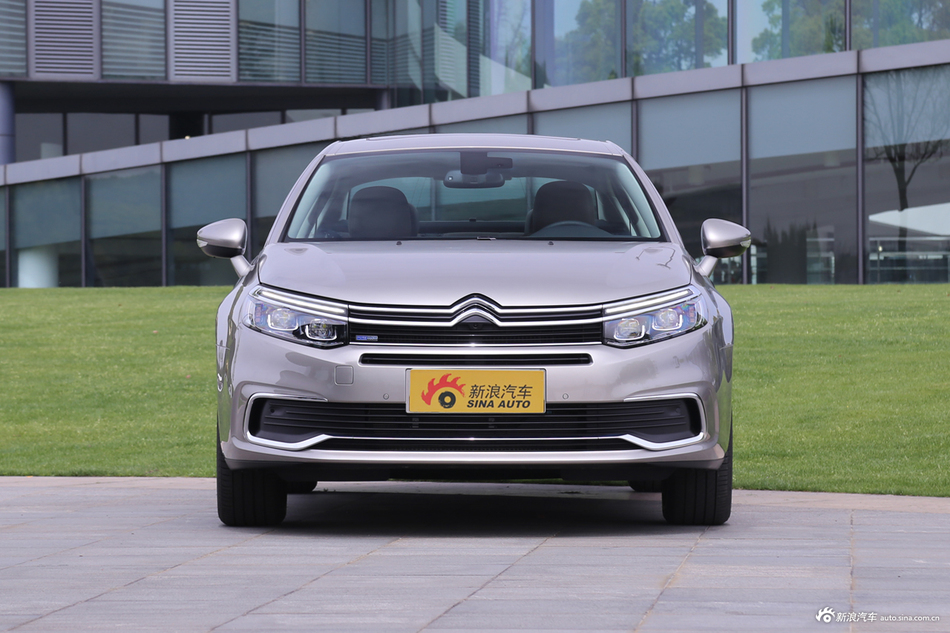 2017款东风雪铁龙C5 顶配版