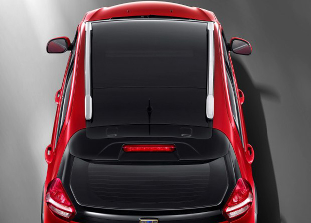 充满青春与活力 吉利远景X1正式亮相