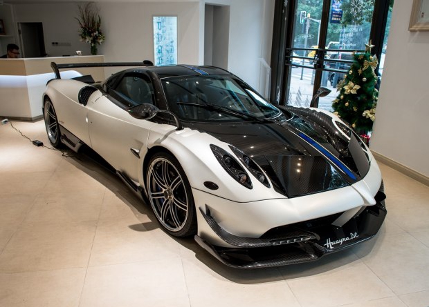 730马力 帕加尼Huayra敞篷版新预告图 