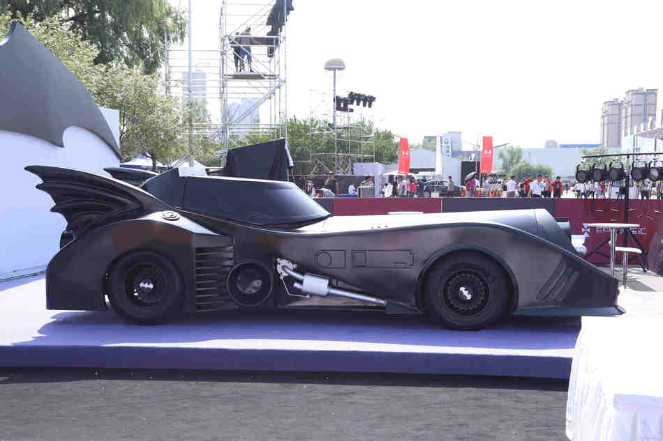 周杰伦同款"蝙蝠侠"跑车惊现长春车展