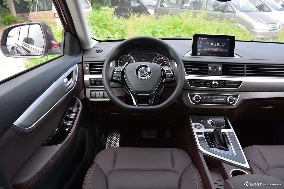 东风风行景逸x5成都709万起新车选它不会错