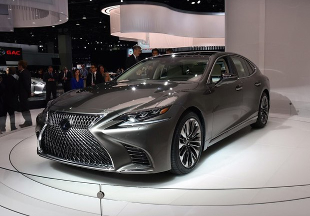 4月上海车展发布 全新LS国内谍照首曝