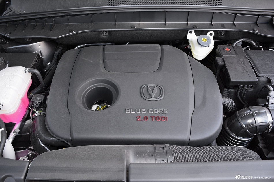 2017款长安CS95 2.0T自动两驱智途版