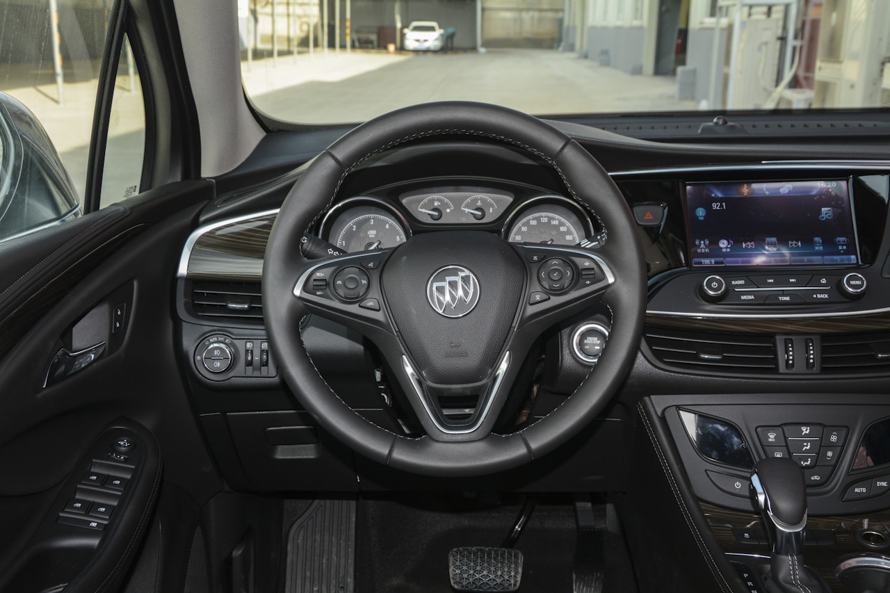 2018款昂科威1.5t自动两驱精英型20t